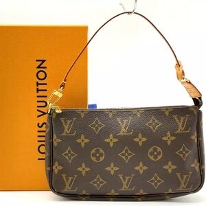 ❌ SOLD 💎 Louis Vuitton Pochette Accessoires Monogram Old Model Vintage